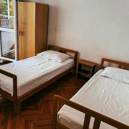Peaceful, Cosy Tivat Guesthouse Eksteriør bilde