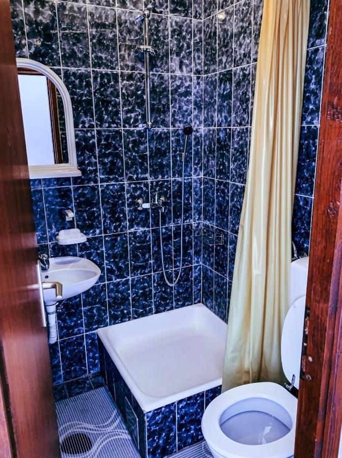 Peaceful, Cosy Tivat Guesthouse Eksteriør bilde